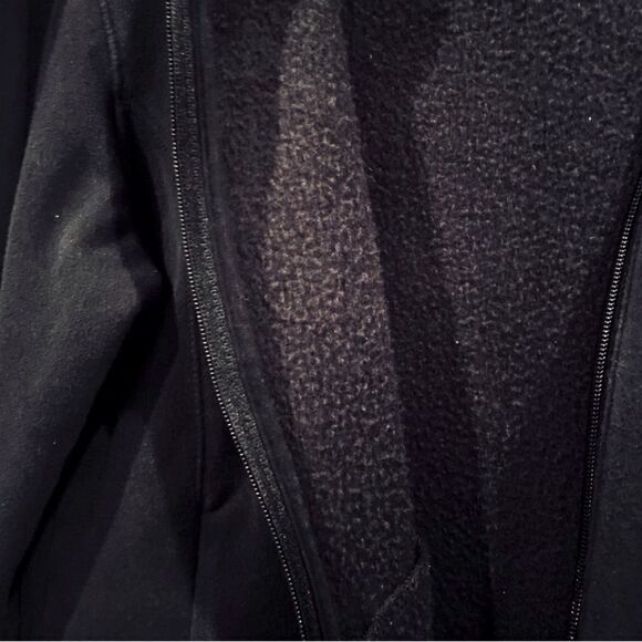 Iowa Hawkeyes Jacket Woman Size L Black Caitlin Clark Good Used Condition - Picture 3 of 10